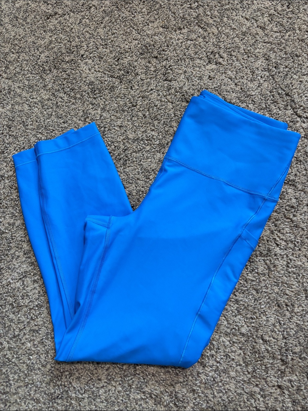 Athleta Interval Stash Leggings size medium